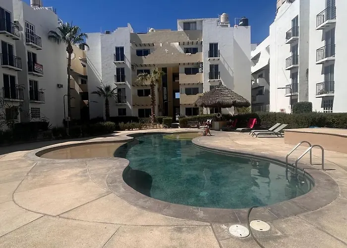 Cabo Getaway Pool 2 Bedrooms Apartment *